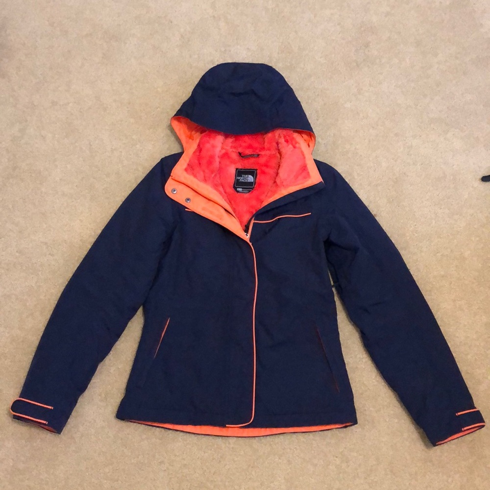 [NWOT] North Face Navy Winter Jacket (XS)